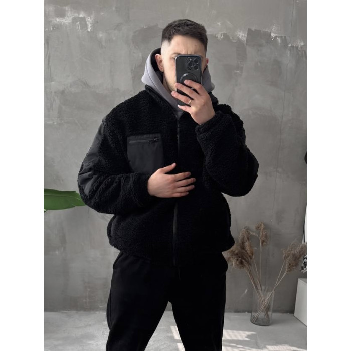 Об’ємний плюшевий бомбер