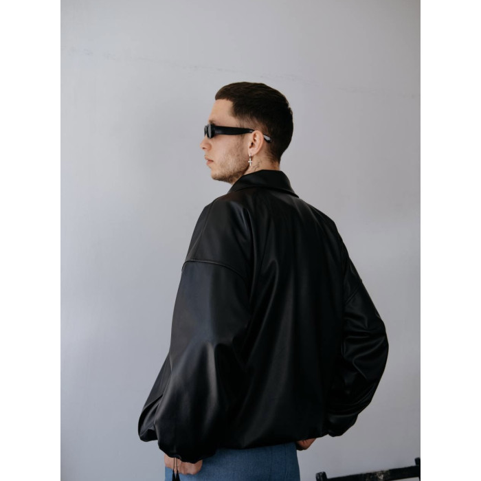 Oversize бомбер із екошкіри