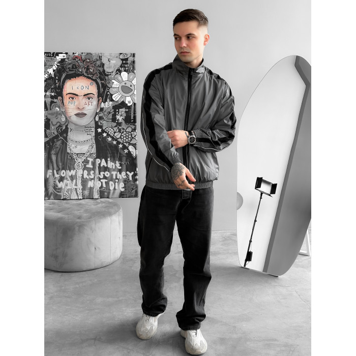 Об'ємна вітровка