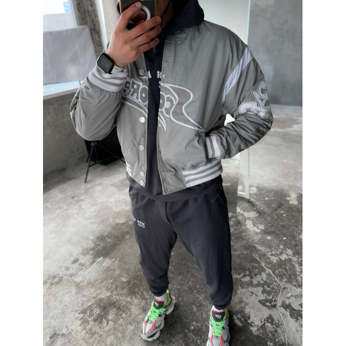 Oversize бомбер з вишивкою