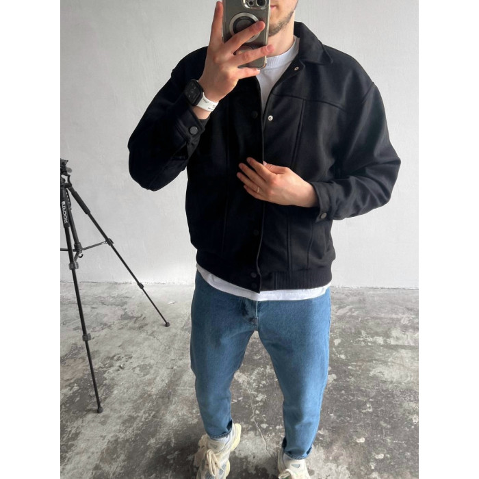 Замшевий бомбер oversize