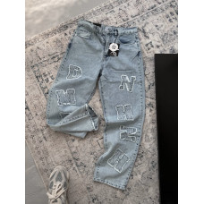 Джинси Baggy з акцентною нашивкою