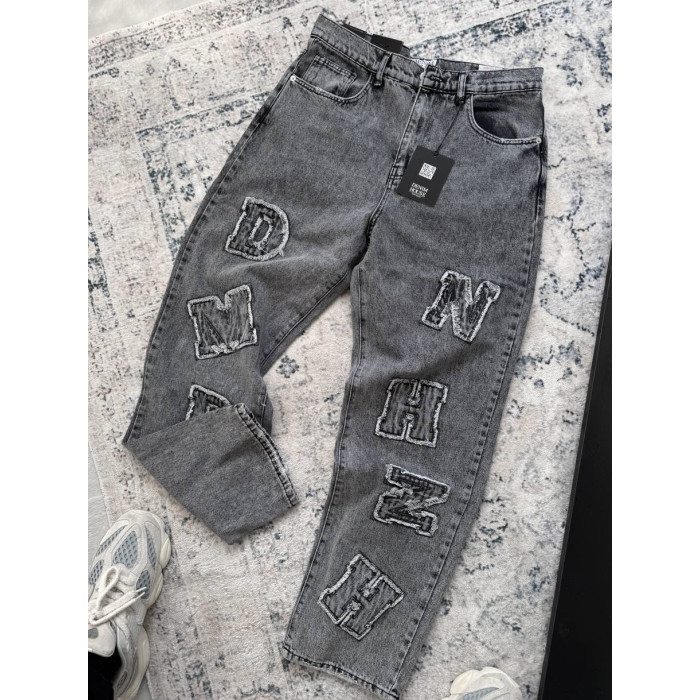 Джинси Baggy з акцентною нашивкою