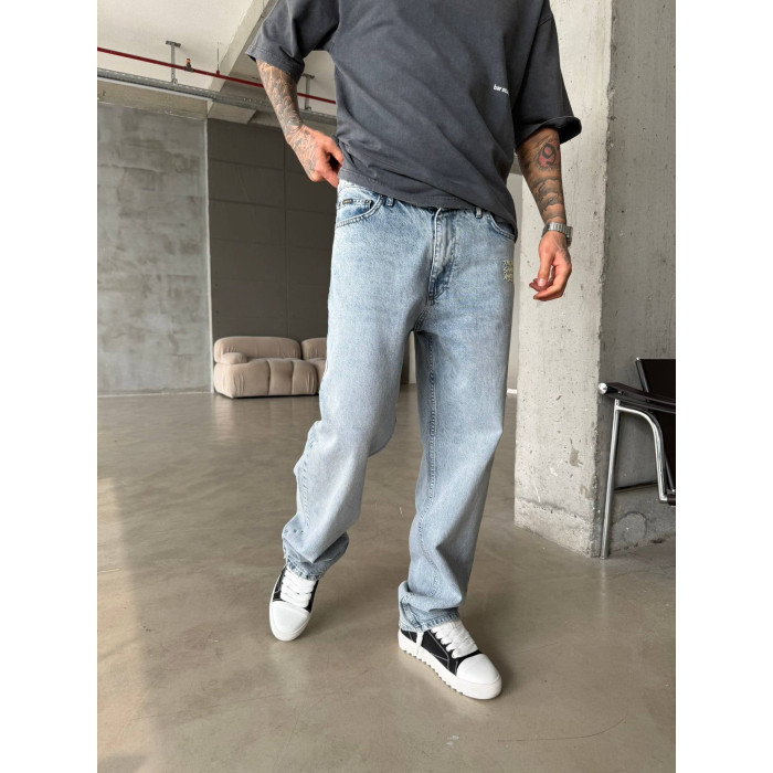 Джинси Baggy з нашивками