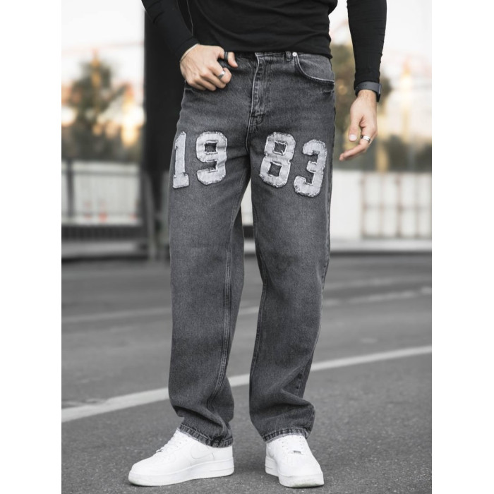 Джинси Baggy з акцентною нашивкою