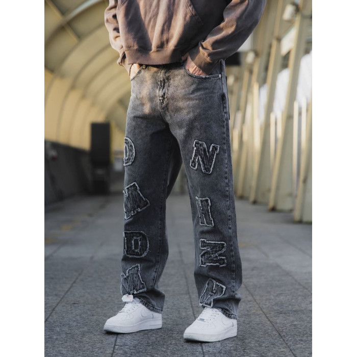 Джинси Baggy з акцентною нашивкою