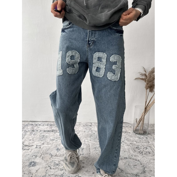 Джинси Baggy з акцентною нашивкою