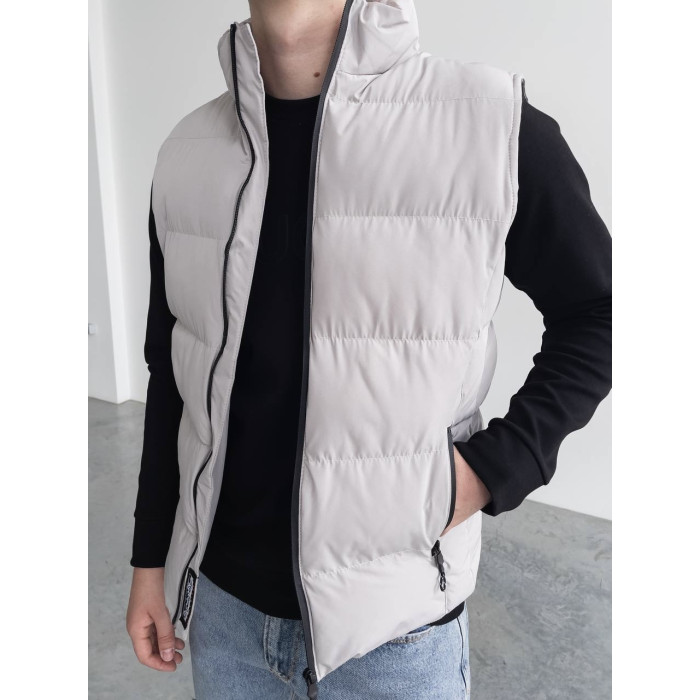 Базовий стьобаний жилет