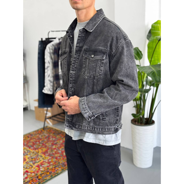 Джинсова oversize куртка 