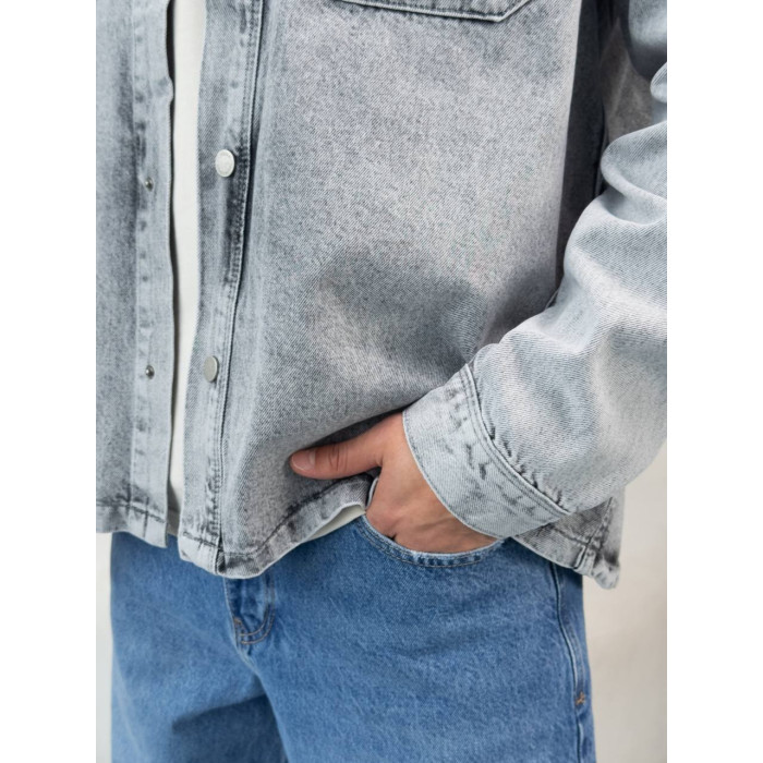 Джинсова oversize куртка 