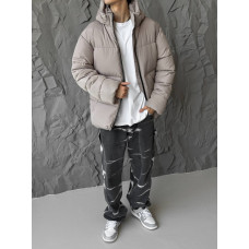 Об'ємна зимова куртка