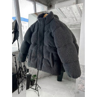 Зимова плюшева куртка oversize