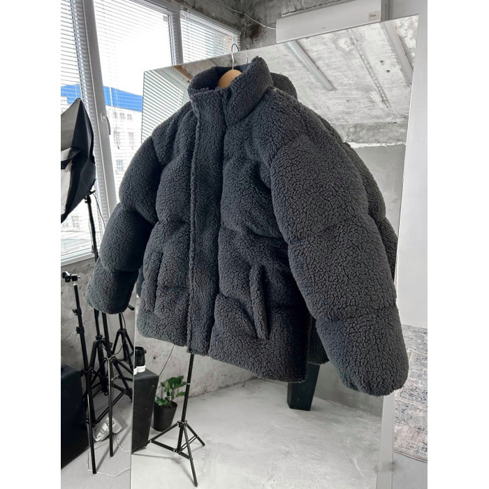 Зимова плюшева куртка oversize