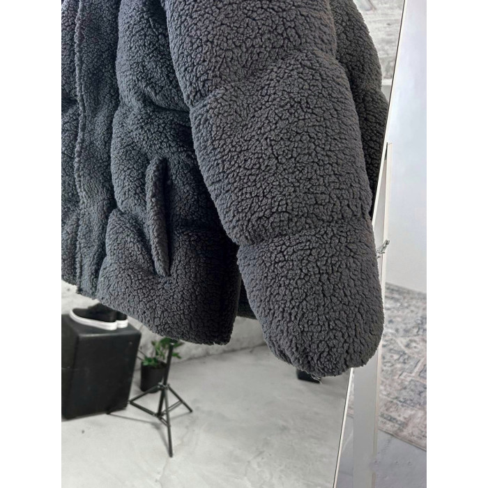 Зимова плюшева куртка oversize