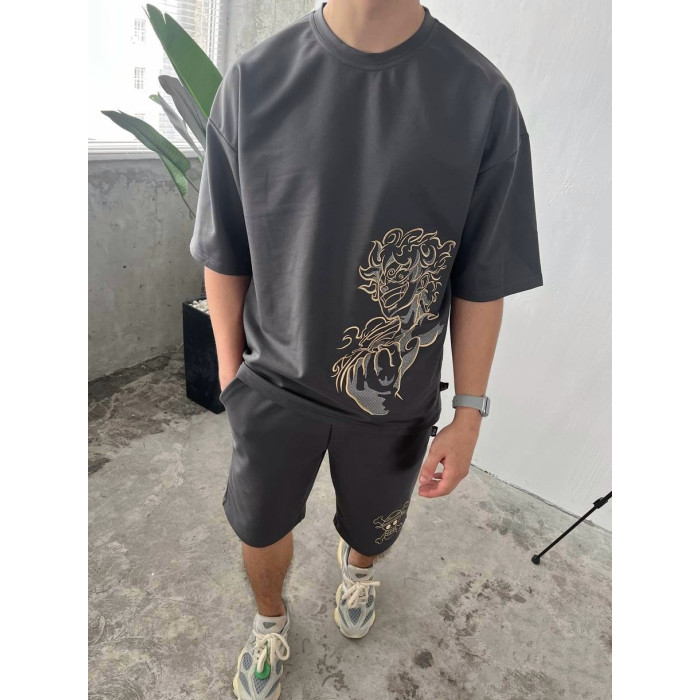 Oversize костюм з вишивкою