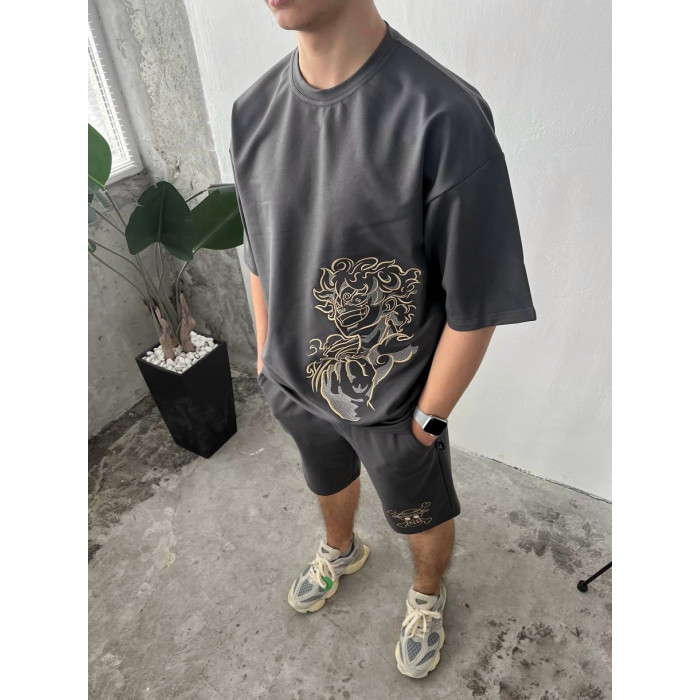 Oversize костюм з вишивкою