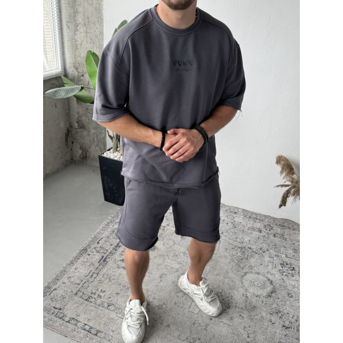 Oversize костюм з вишивкою