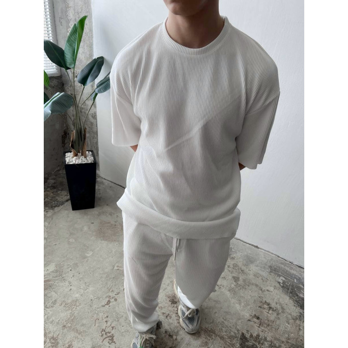 Літній oversize костюм у рубчик