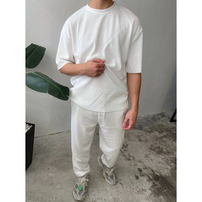Літній oversize костюм у рубчик