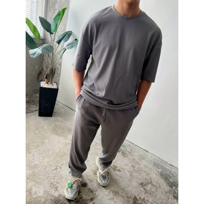 Літній oversize костюм у рубчик