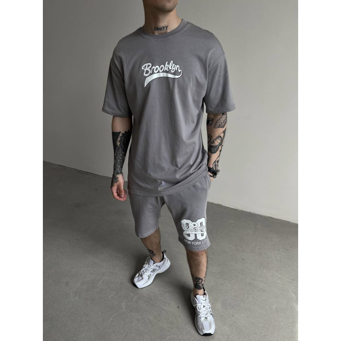 Oversize костюм з принтом