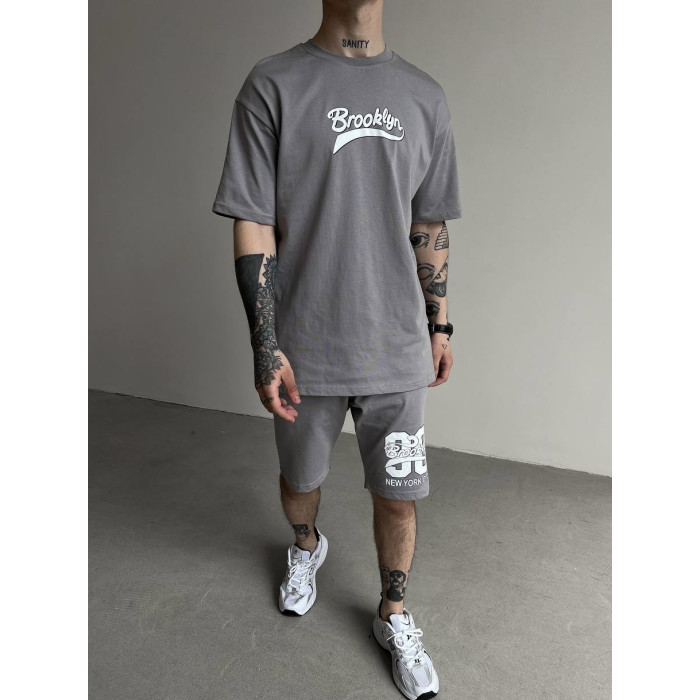 Oversize костюм з принтом