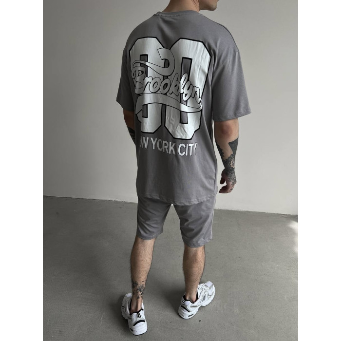 Oversize костюм з принтом