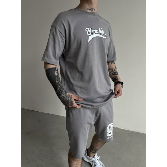 Oversize костюм з принтом