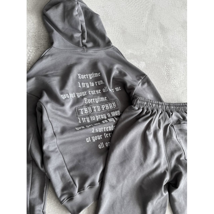 Oversize костюм з вишивкою