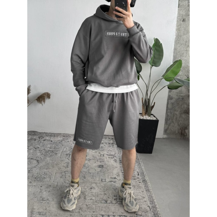 Oversize костюм з вишивкою