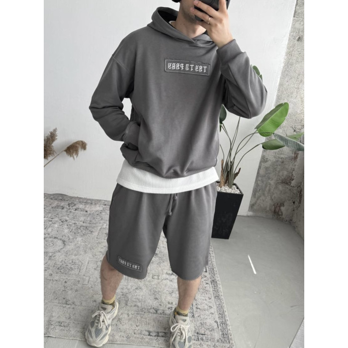 Oversize костюм з вишивкою