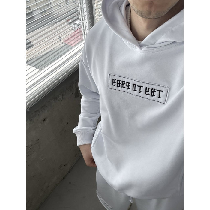 Oversize костюм з вишивкою