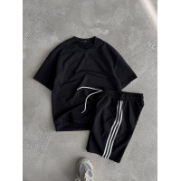 Oversize костюм з акцентними смужками
