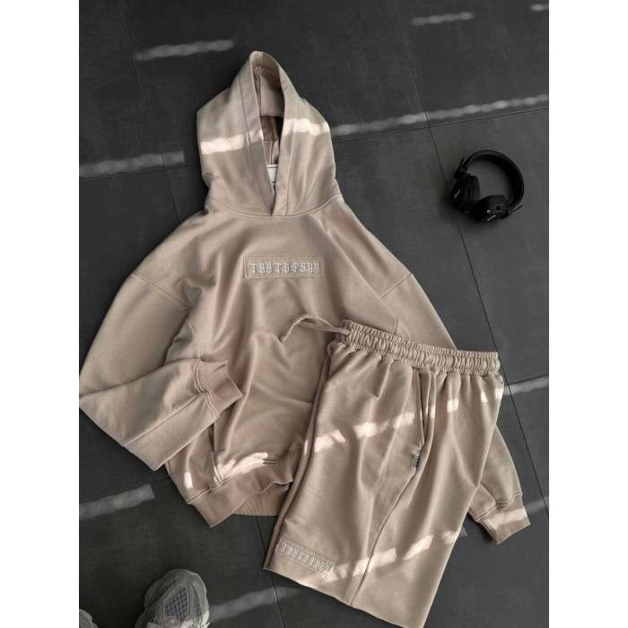 Oversize костюм з вишивкою