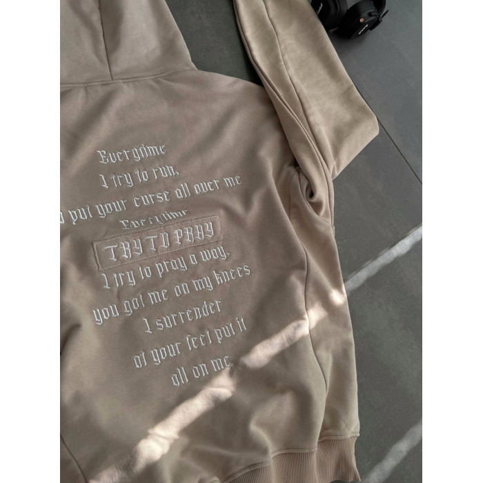 Oversize костюм з вишивкою