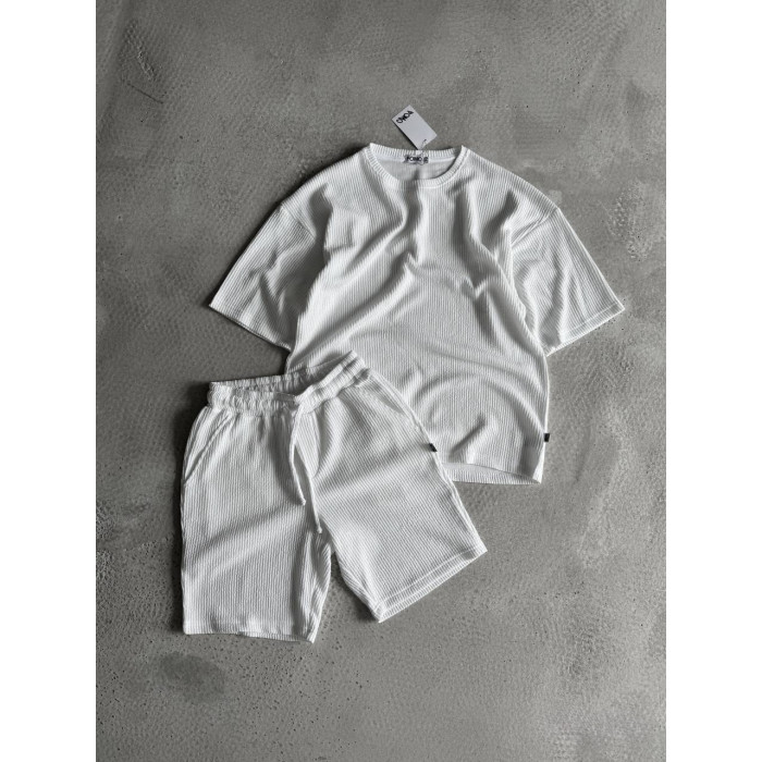 Літній oversize костюм у рубчик