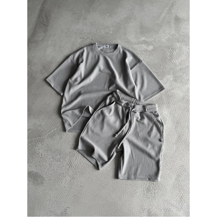 Літній oversize костюм у рубчик
