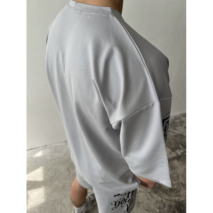 Літній oversize костюм з принтом
