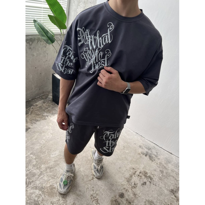 Літній oversize костюм з принтом