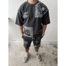 Літній oversize костюм з принтом