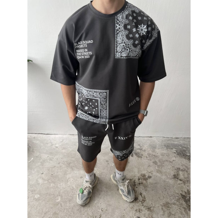 Літній oversize костюм з принтом