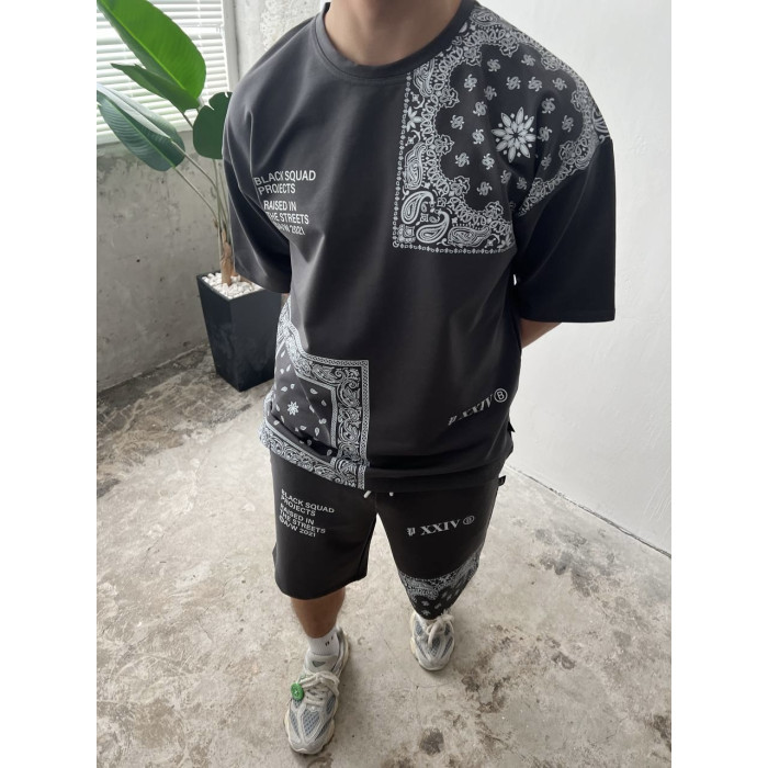 Літній oversize костюм з принтом