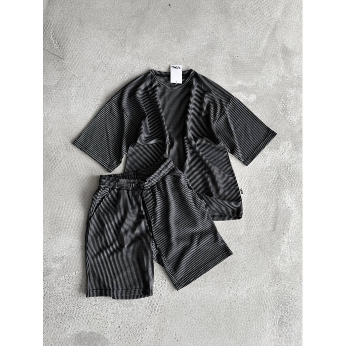 Літній oversize костюм у рубчик