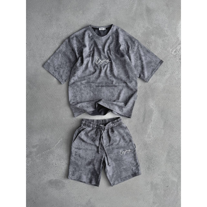 Oversize костюм з вишивкою