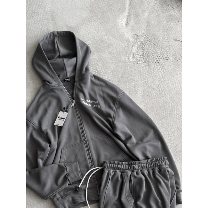 Oversize костюм з вишивкою
