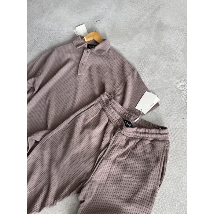 Oversize костюм з фактурної тканини