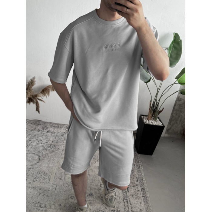 Oversize костюм з вишивкою