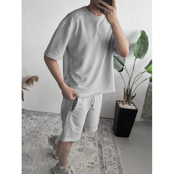 Oversize костюм з вишивкою