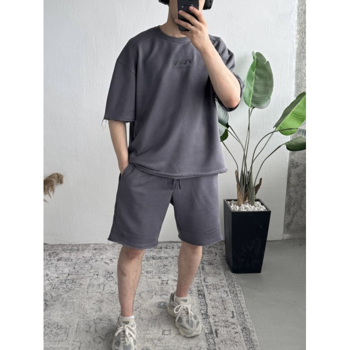 Oversize костюм з вишивкою