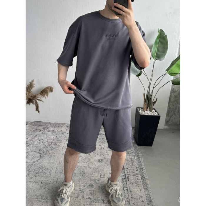 Oversize костюм з вишивкою